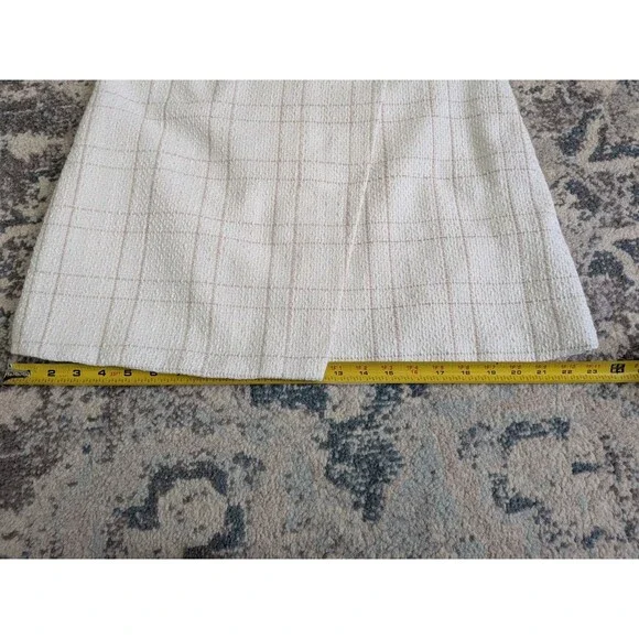 DKNY Mini Skirt Women's 10 Beige White Plaid Tweed Textured Lined Asymmetrical - Picture 12 of 14